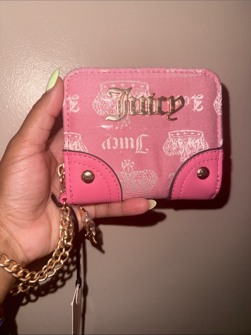Juicy Couture Juicy Fan Club wristlet in Pink Lemonade/ Pink Diamond
